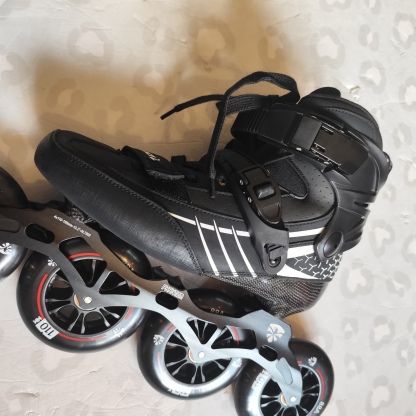 FLYING EAGLE - Veloce 2 4x110mm Speed Inline Skates (EU42 / USED)
