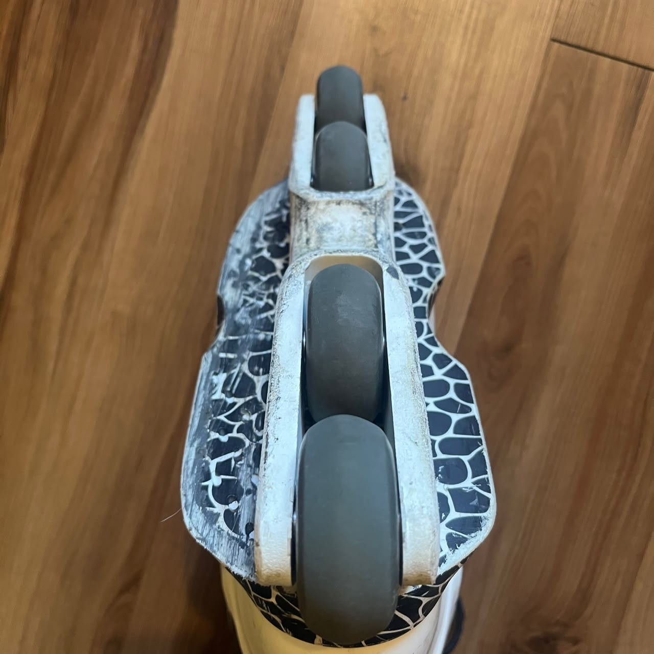 USD - Farmer Sway Aggressive Inline Skate (EU39-40 / USED)