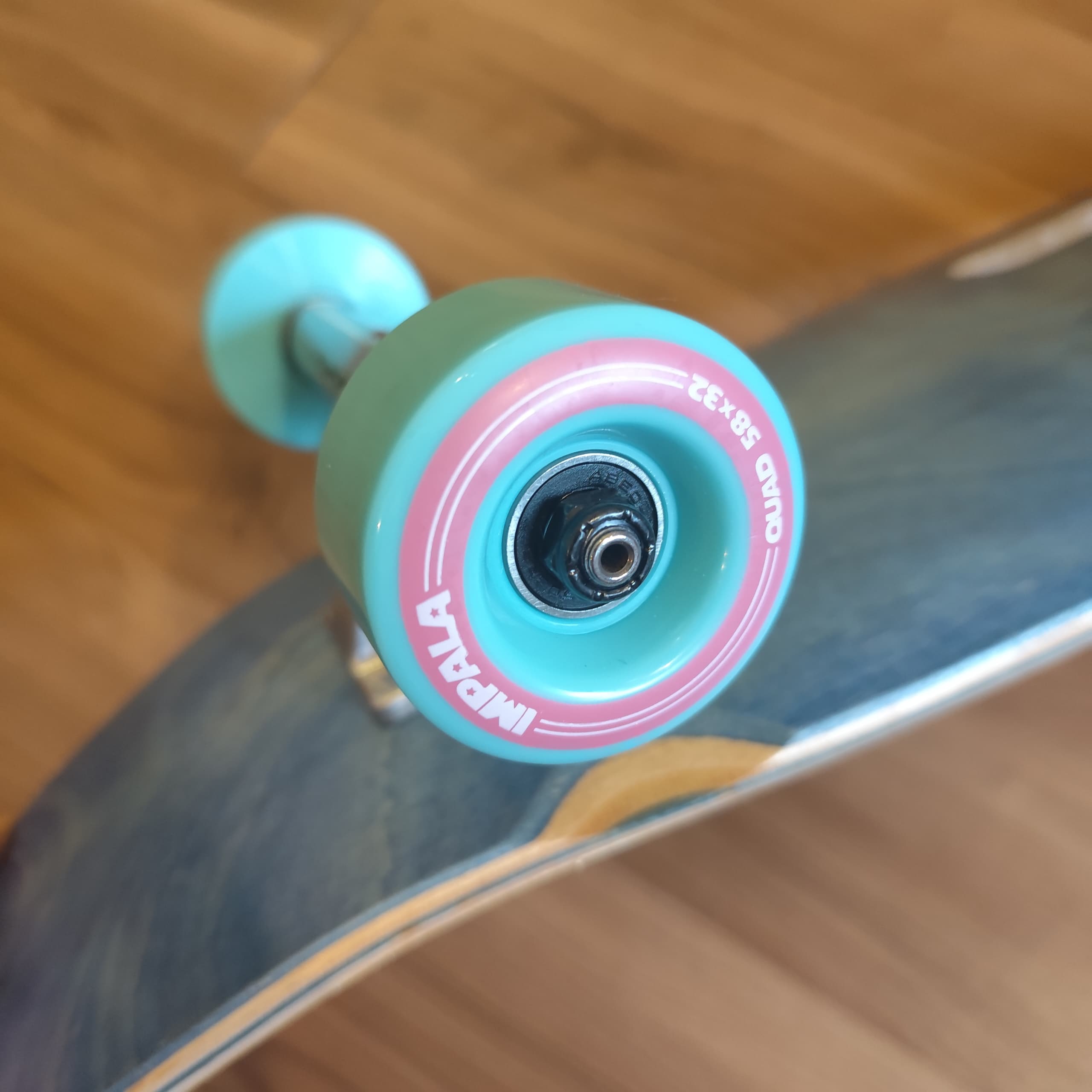 BLANK - Easy Carry Complete Cruiser Skateboard (Blue Impala + Independent + Shake Junt Promo Deal!)