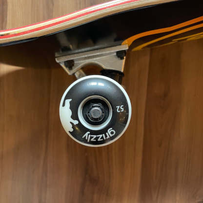 GRIZZLY - Peaking 7.875" Complete Skateboard