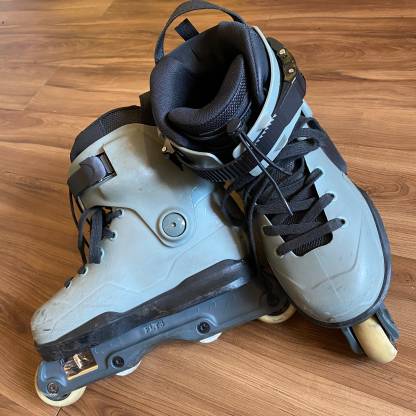 IQON - ACT Grey Aggressive Inline Skates (EU39-40 / USED)