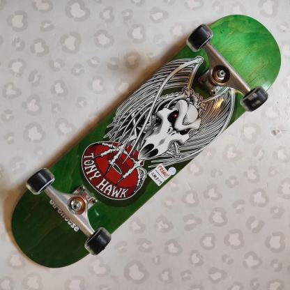 BIRDHOUSE - Hawk Falcon 4 8.25" Complete Skateboard (Premium Setup With Independent Trucks & Ricta Wheels)
