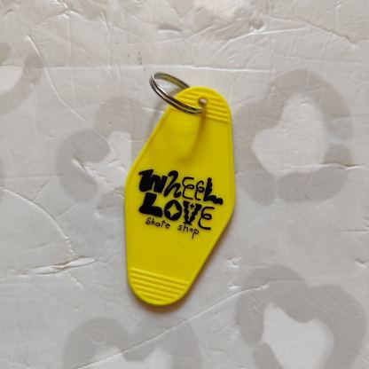 WHEEL LOVE - Typography Key Chain