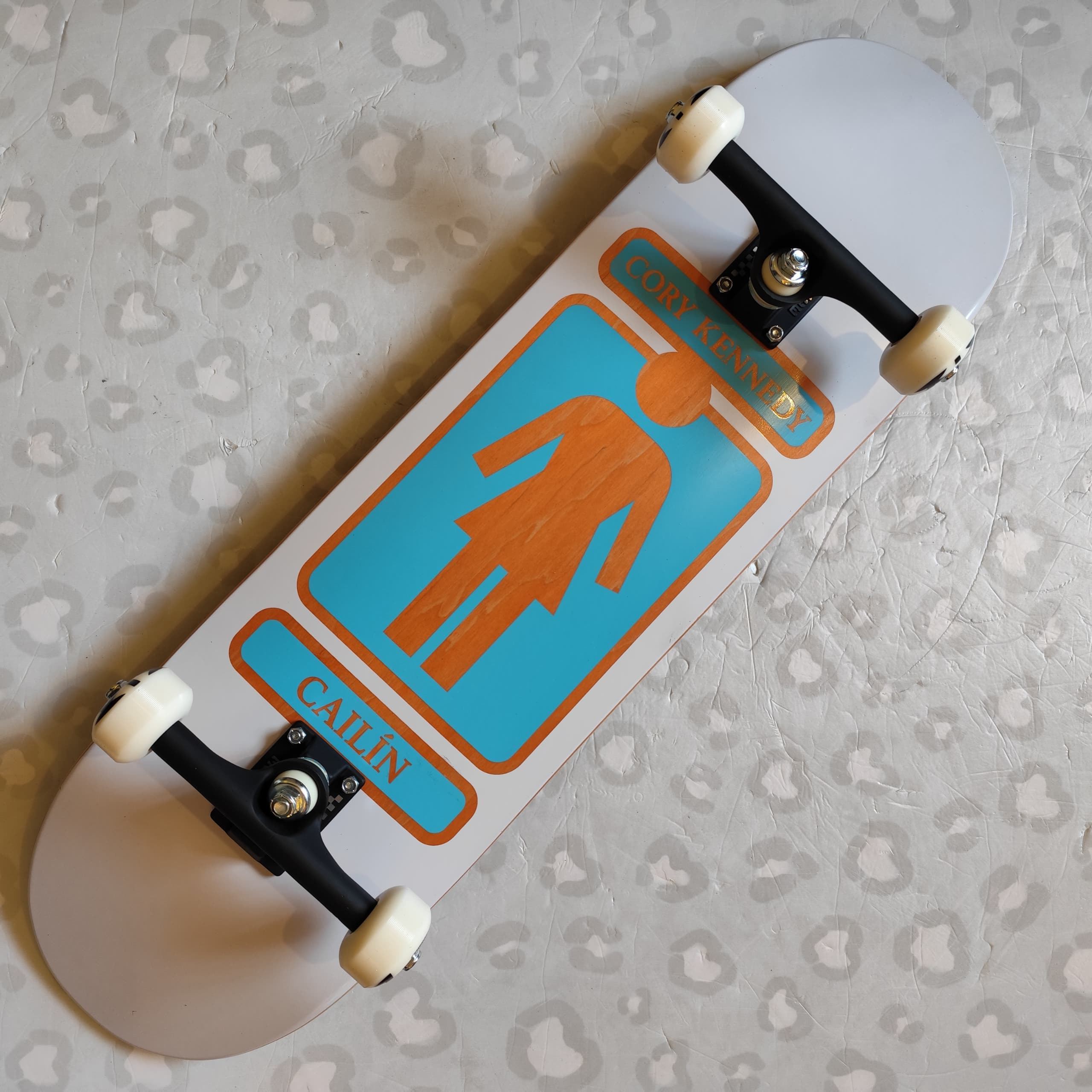GIRL - Kennedy 93 Til (8.5") Complete Skateboard (Ace + Nomad Promo)