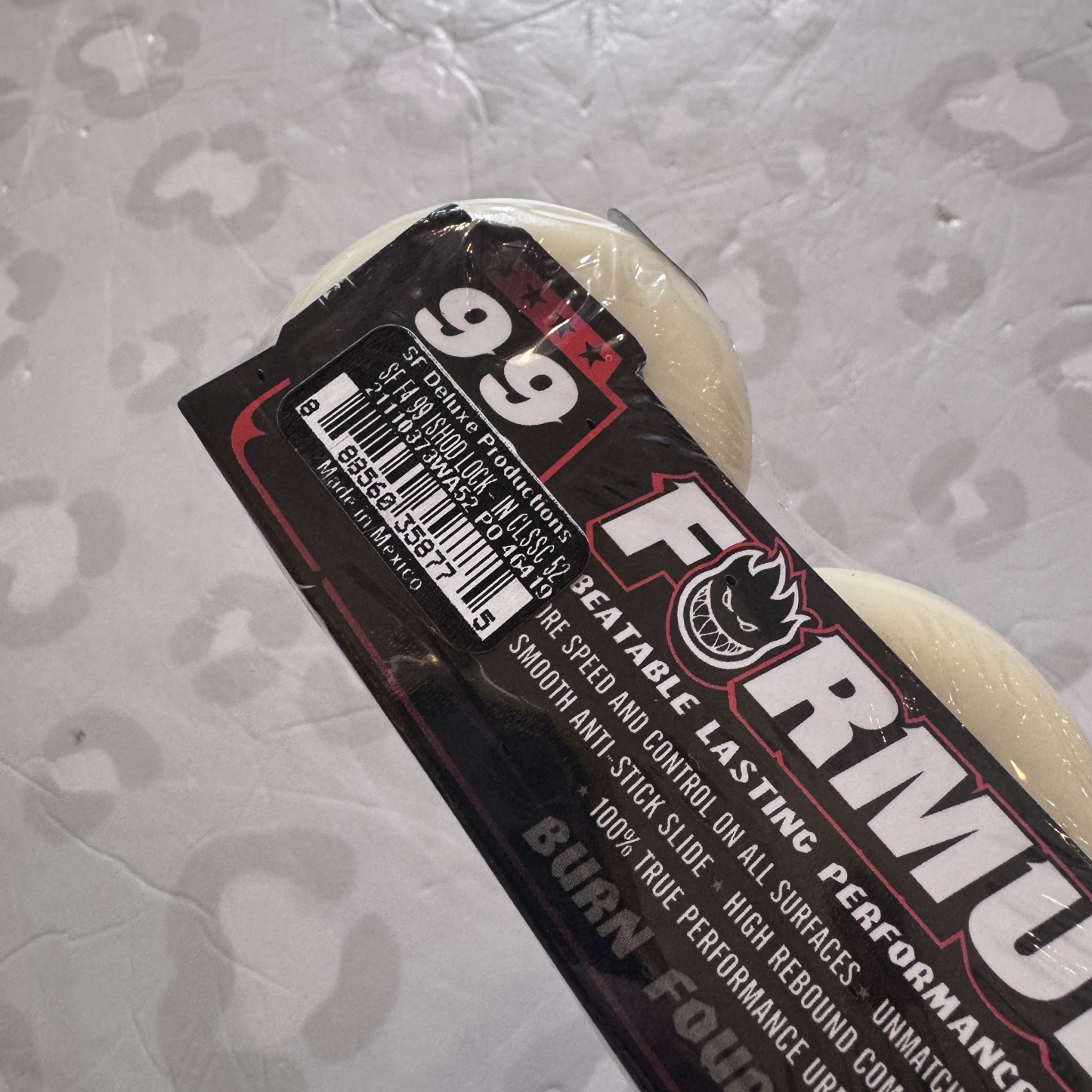 Spitfire F4 ‘Ishod’ lock-in classic Spitfire Formula Four Ishod Lock In Classic 53mm 99a