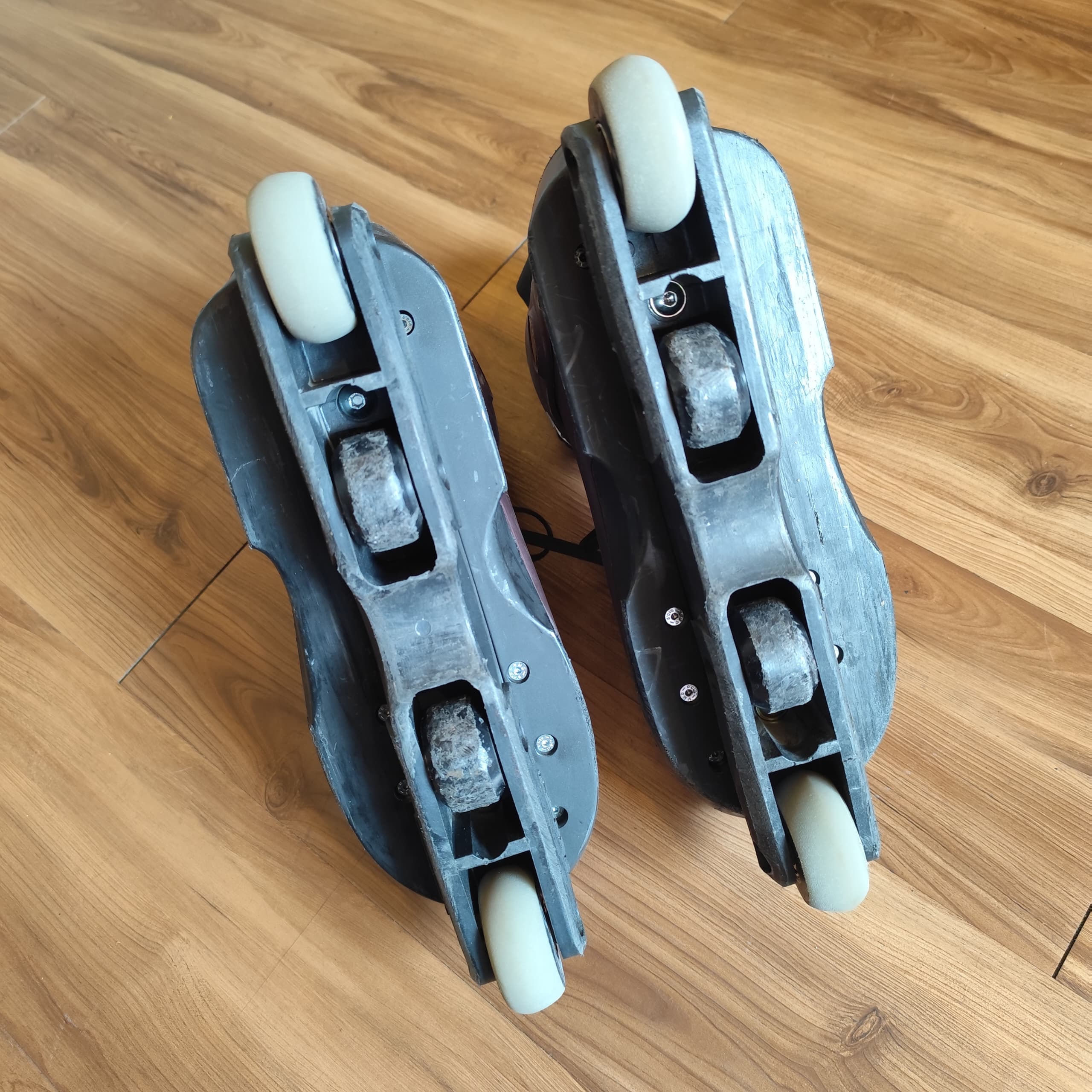 ROCES - Chestnut M12 Aggressive Inline Skates (USED / EU44)