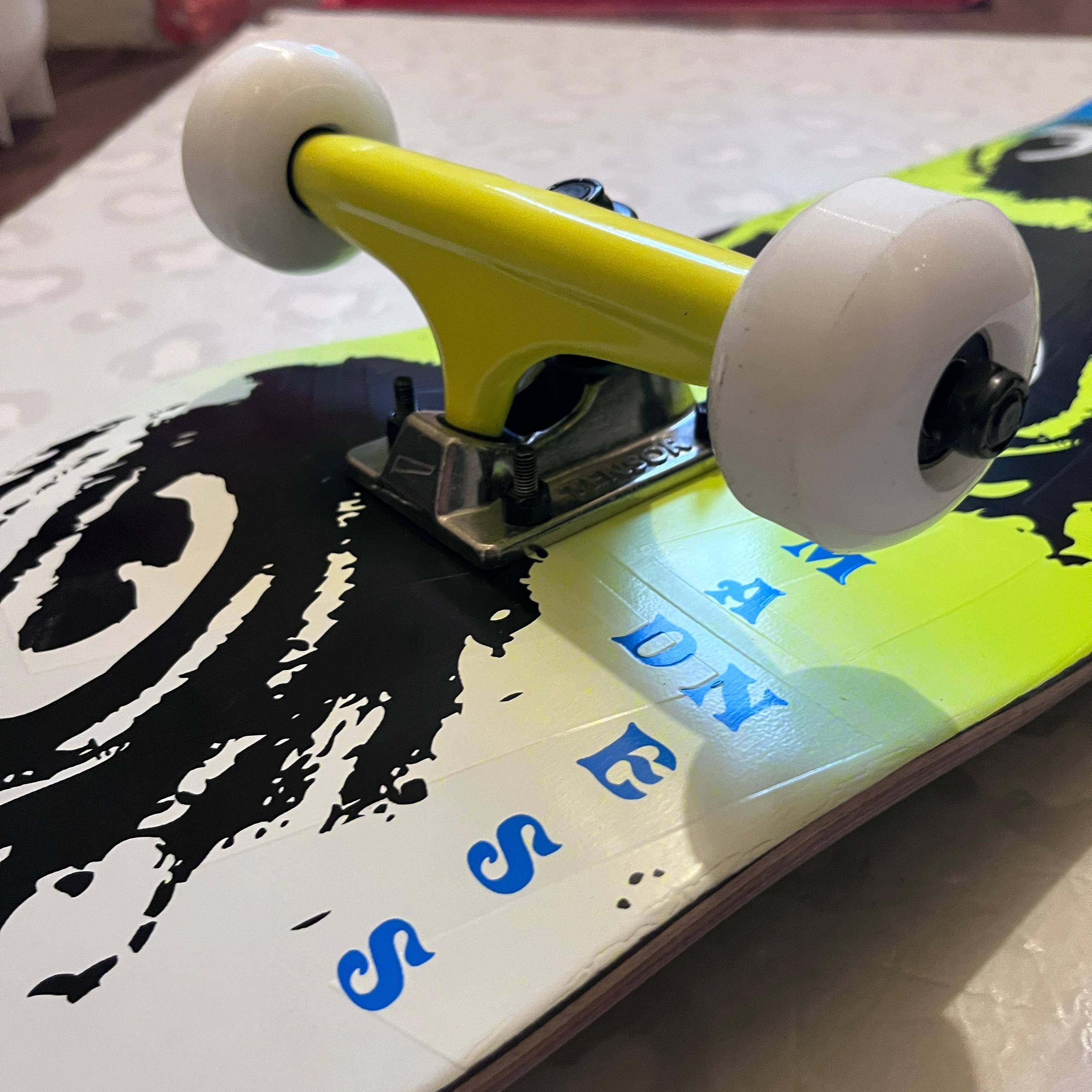 【AAKE】SKATE OVER MTM Beginner Skateboard for Kids and Teens – 31