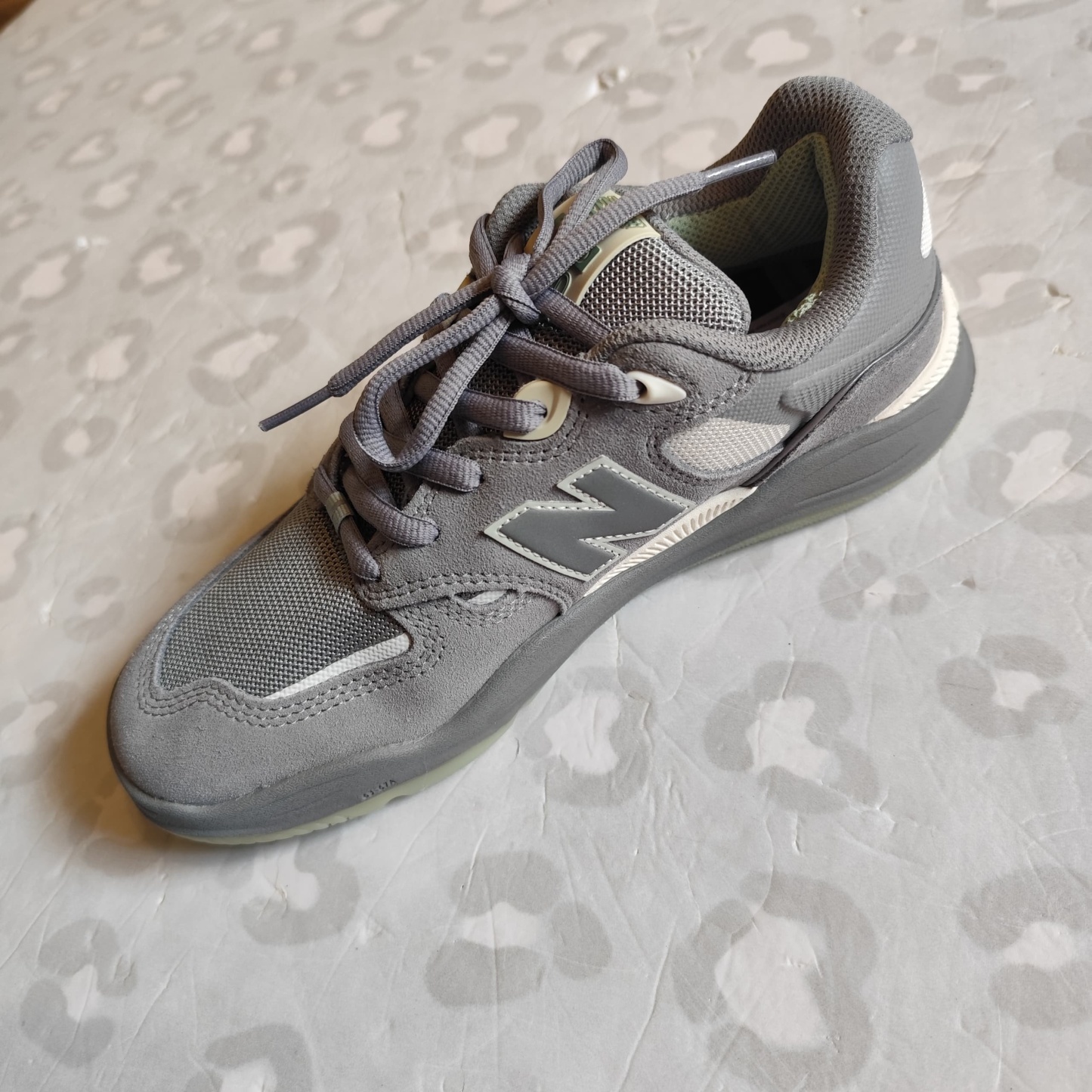 NB NUMERIC - Tiago Lemos 1010 (PS Grey / Sea Salt) Skate Shoes