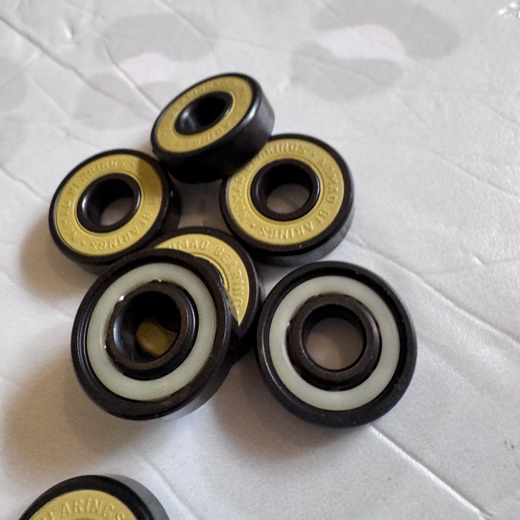 NOMAD - Black Gold ABEC7 Skate Bearings