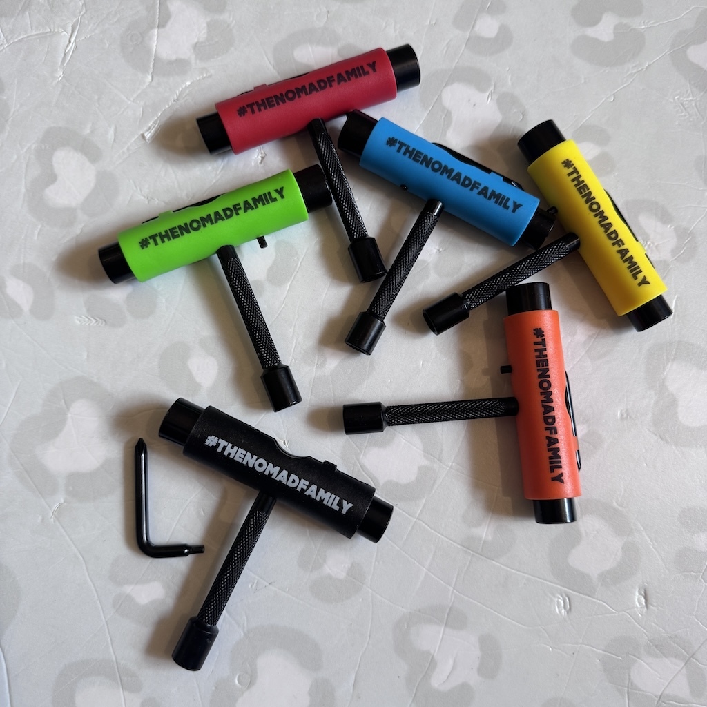 NOMAD - Skateboard T-tool (Various Colours)