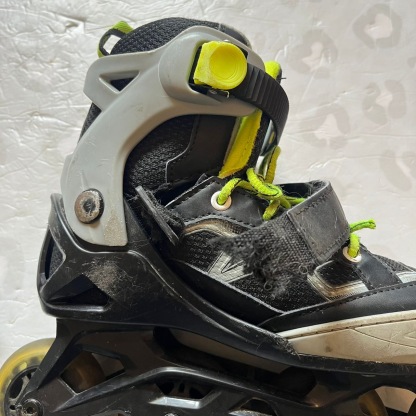 OXELO - Kids Adjustable Inline Skates (EU32-35 / USED)