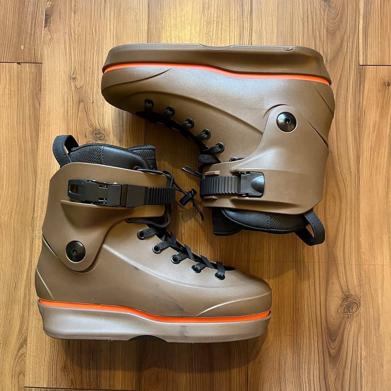 STANDARD - Yandriel Omni V2 Aggressive Inline Skate Boot Only (EU41-42 / USED)