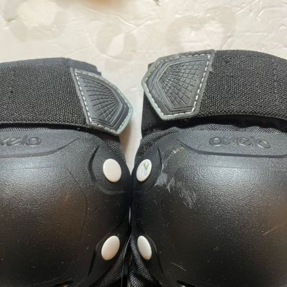 OXELO - Helmet & Protective Padset (Small / USED)