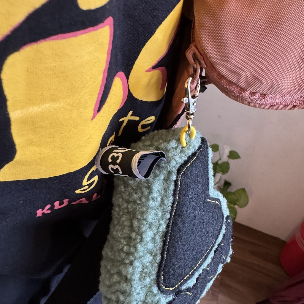 WHEEL LOVE - Green Antirocker Plushie Keychain