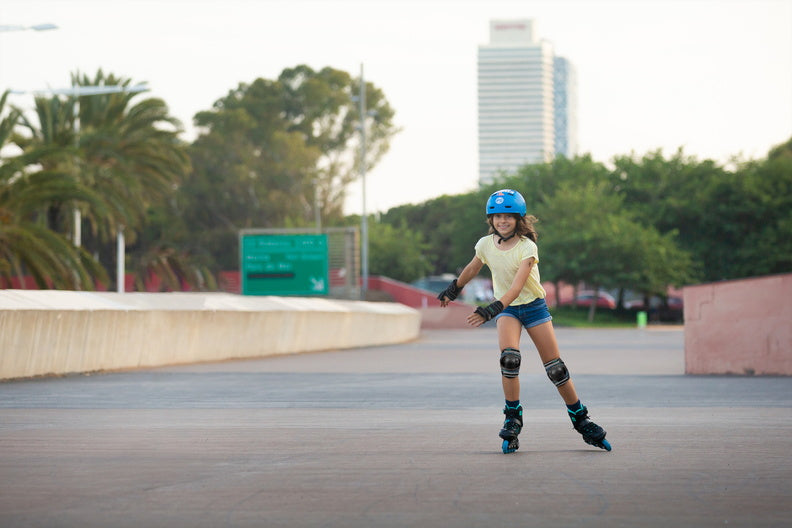 PLAYLIFE - Joker Blue Glow Adjustable Inline Skates + Padset Combo