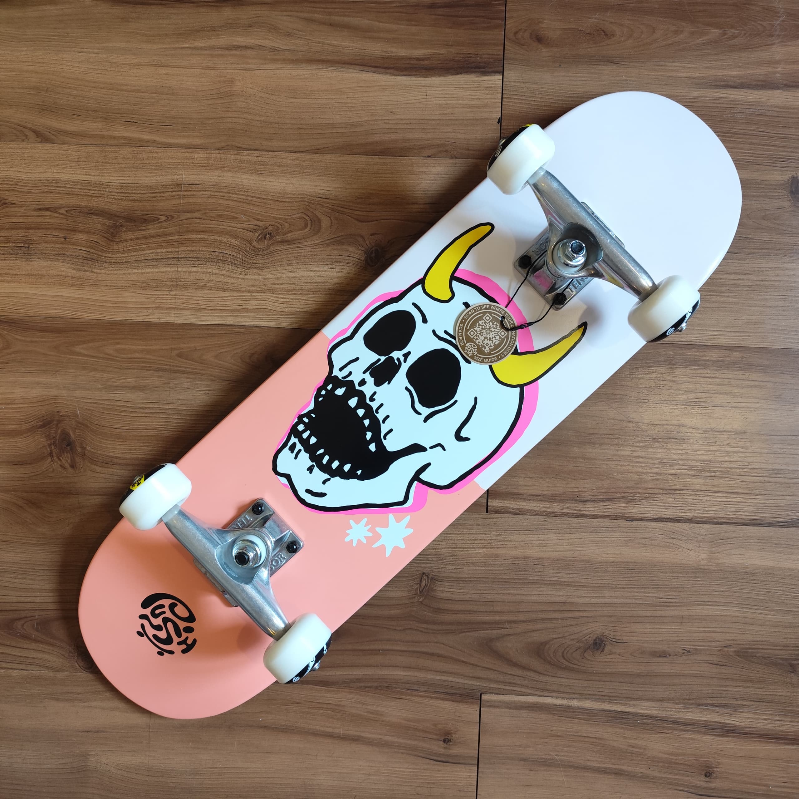 PUSH - Skull Horn 7.5" Complete Skateboard