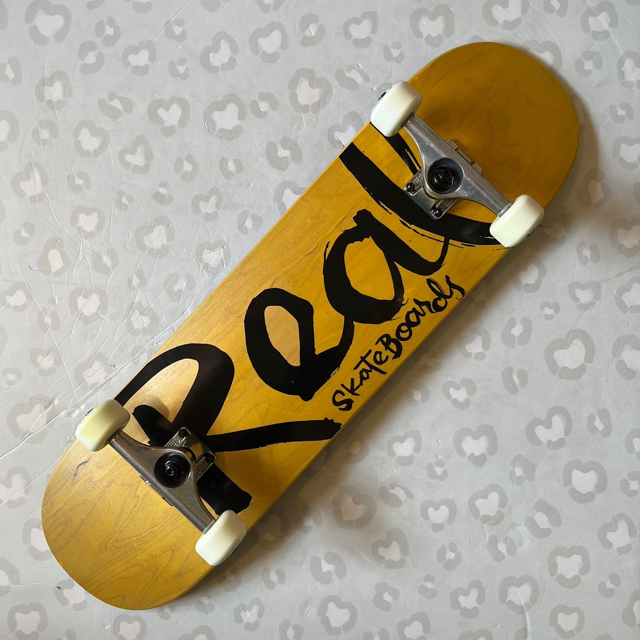 スケボー リアル REAL SKATEBOARDS Deck 8.5 Real Classic Oval 8.5