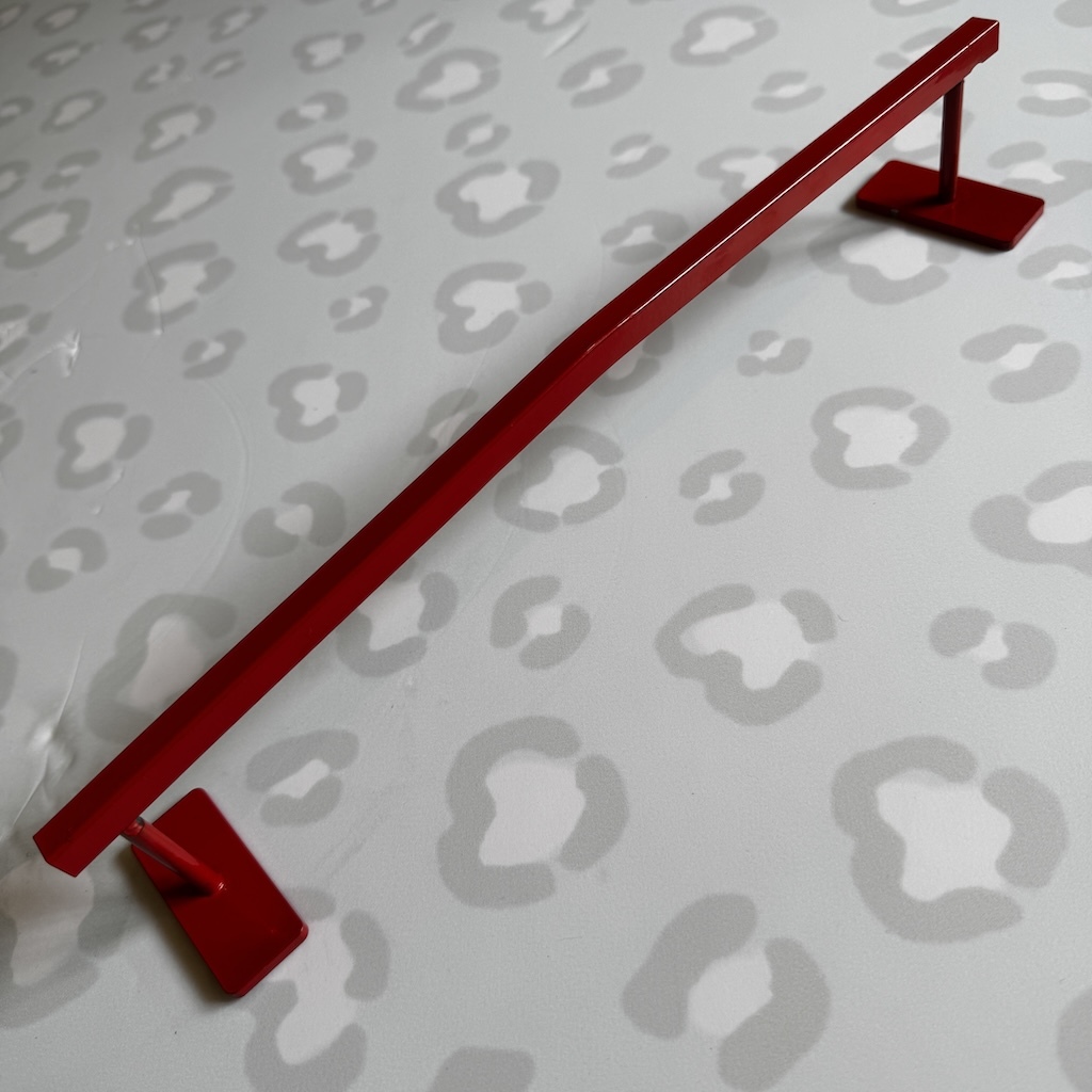 BLANK - Red Arch Fingerboard Obstacle