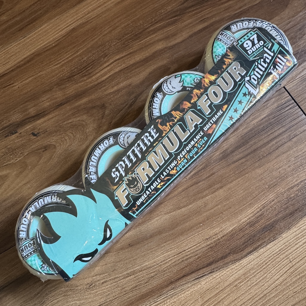 SPITFIRE - Formula Four Conical Full Natural 54mm/97 Skateboard Wheels