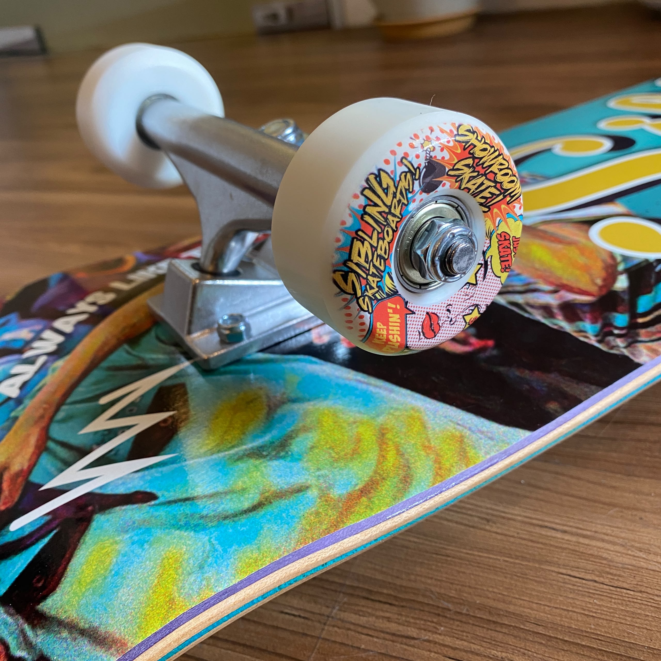 SIBLING - Fight 8.0" Complete Skateboard 