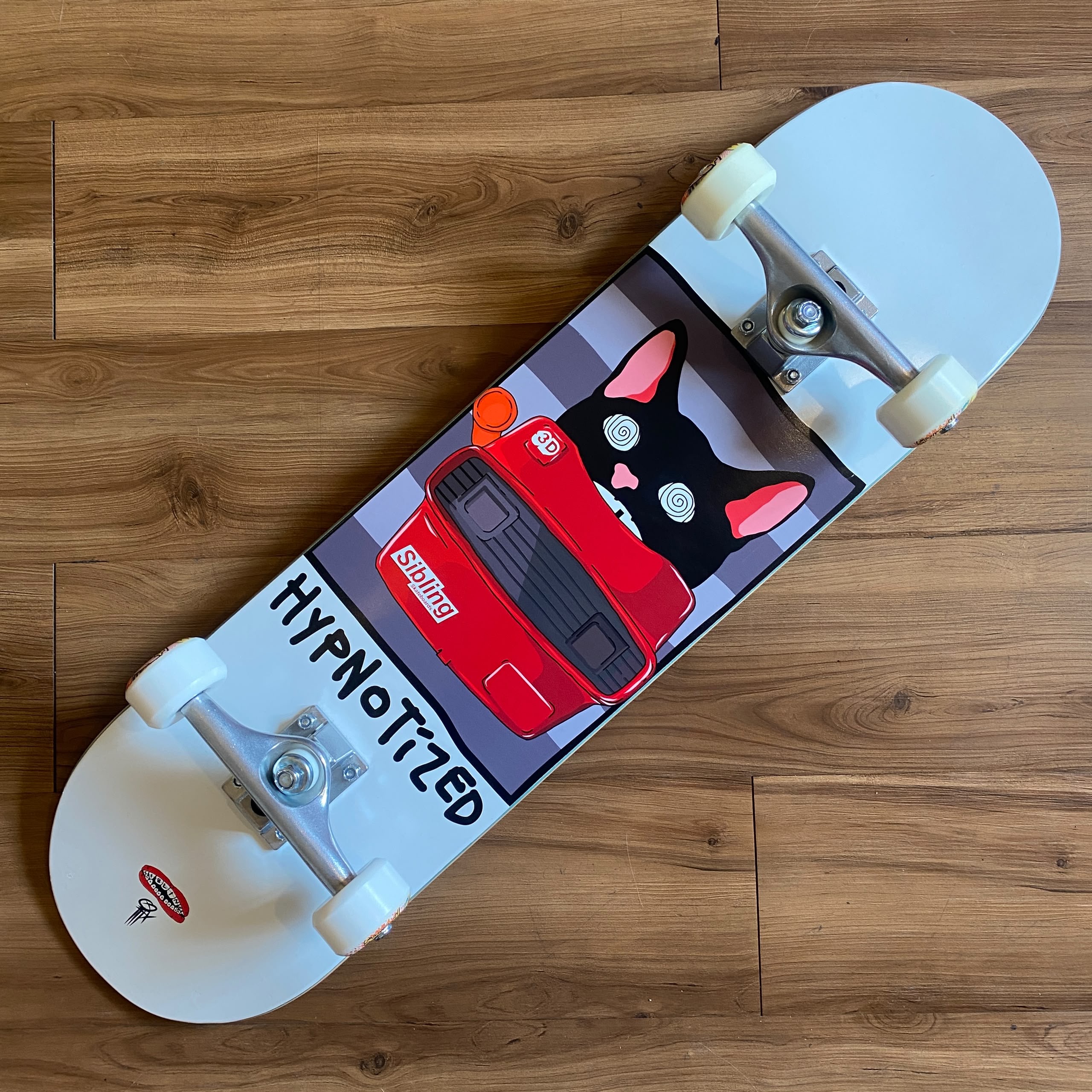 SIBLING - Hypnotized 8.25" Complete Skateboard 