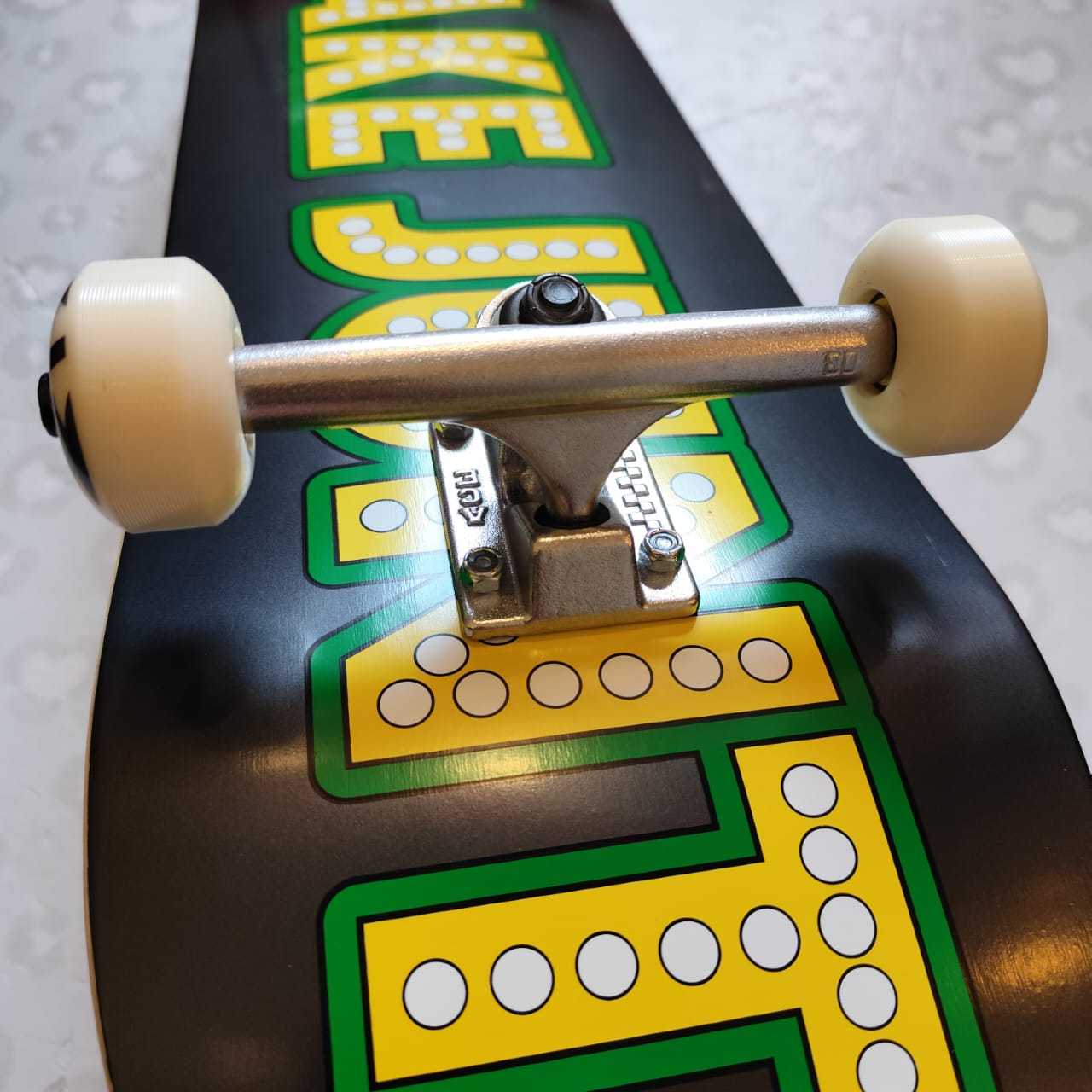 SHAKE JUNT - Stretch Deck 8.25" Complete Skateboard (Ace + Nomad Promo)