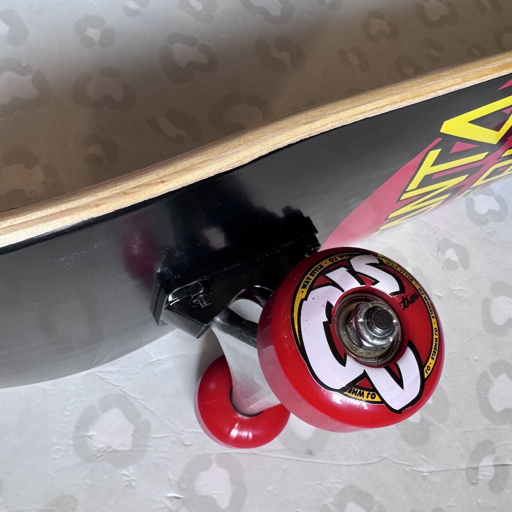 SANTA CRUZ - Classic Dot Black 7.25" Complete Skateboard