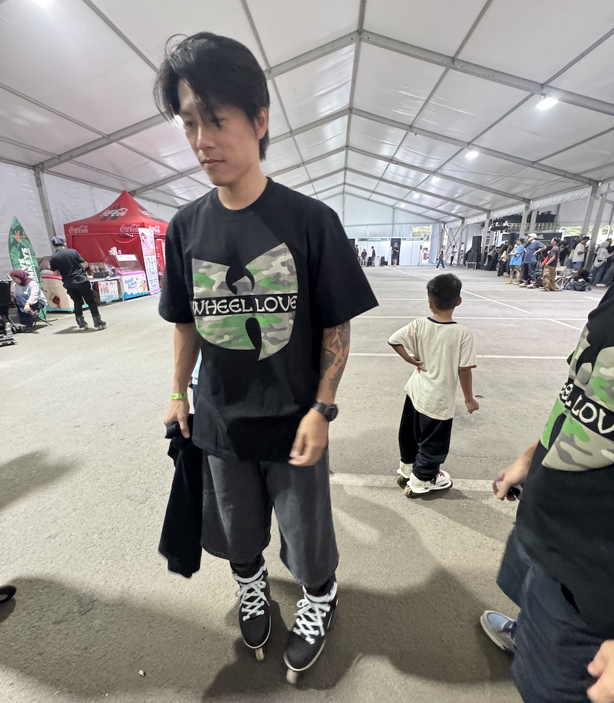 WHEEL LOVE - Camo Wu T-Shirt