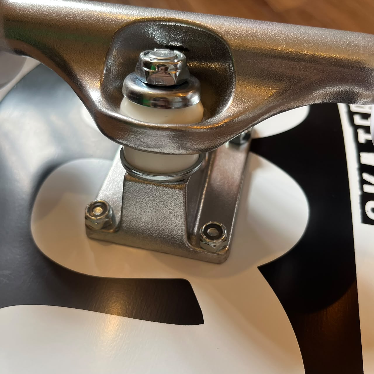 SIBLING - Script 8.25" Complete Skateboard