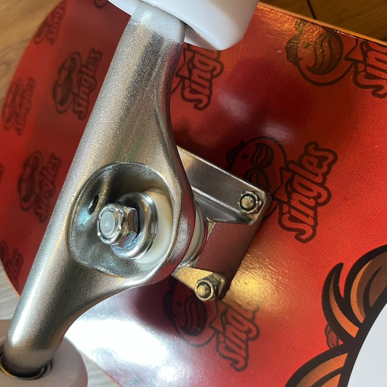 SIBLING - Singles 8.0" Complete Skateboard