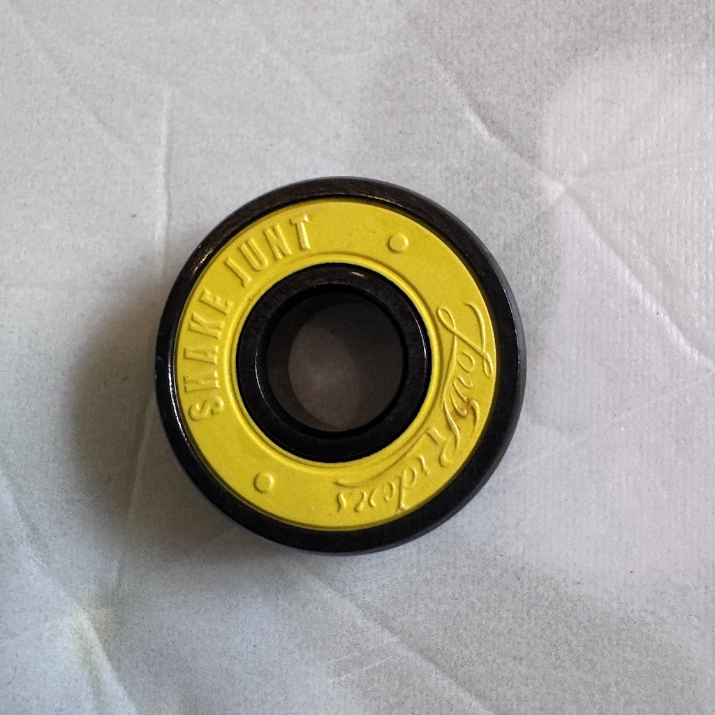 SHAKE JUNT - Low Rider ABEC3 Skate Bearings