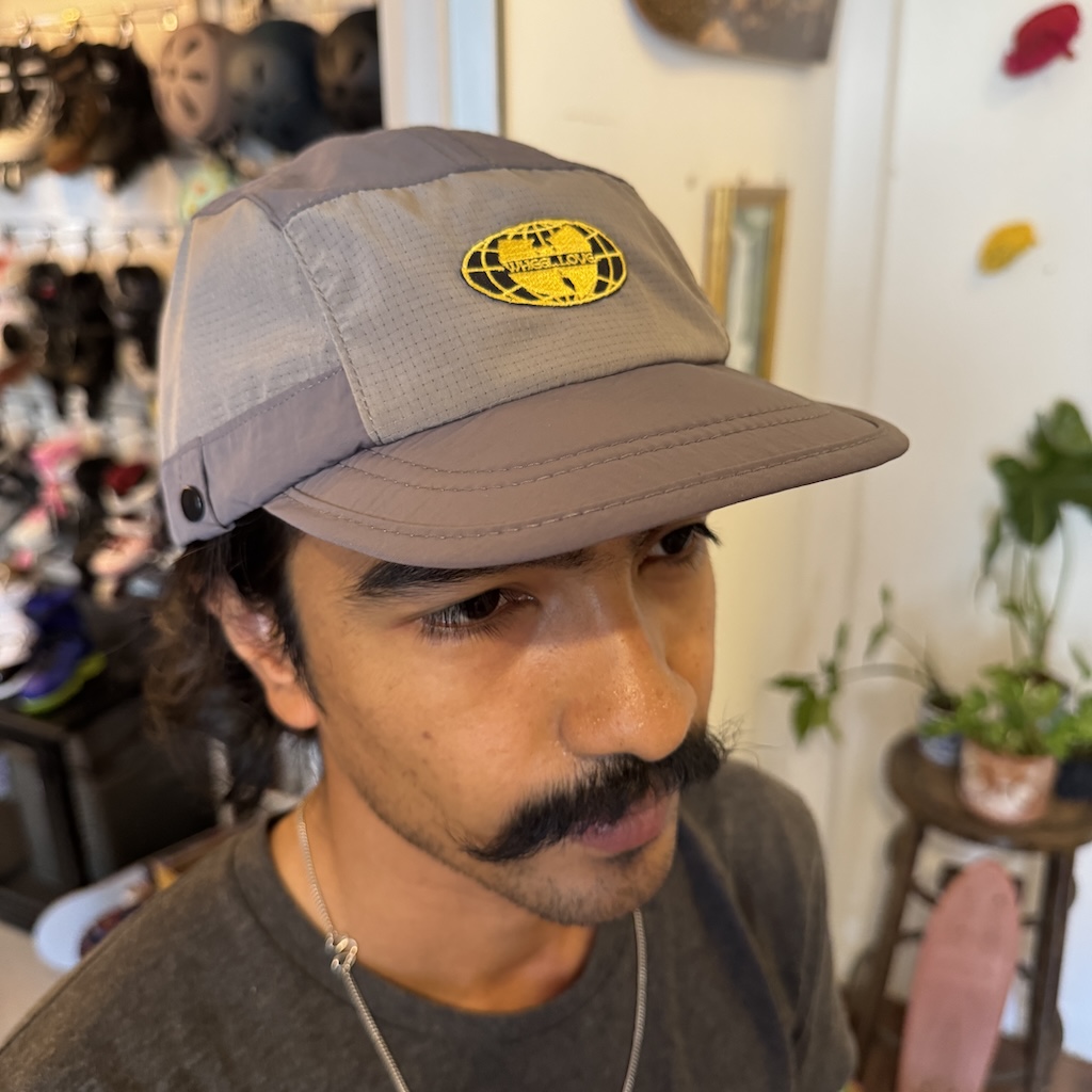 WHEEL LOVE - Grey Soft Brim Globe Wu Quick Dry Cap