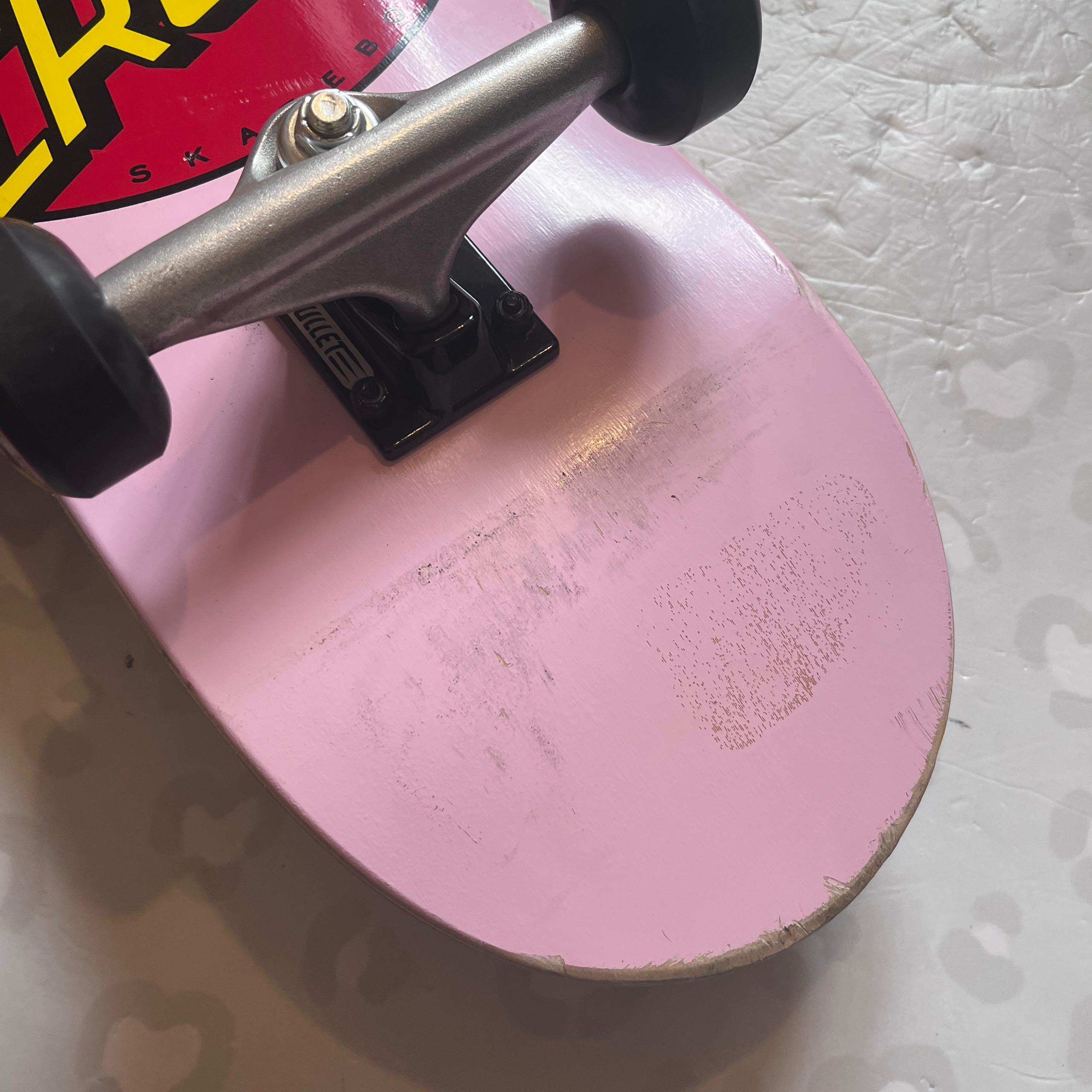 SANTA CRUZ - Classic Dot Pink 7.5" Skateboard (USED)
