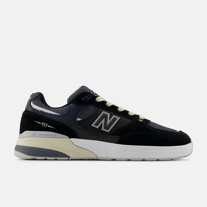 NB NUMERIC - Andrew Reynolds 933 (BNT Black / Eclipse) Skate Shoes (CONTAINS PIG LEATHER)