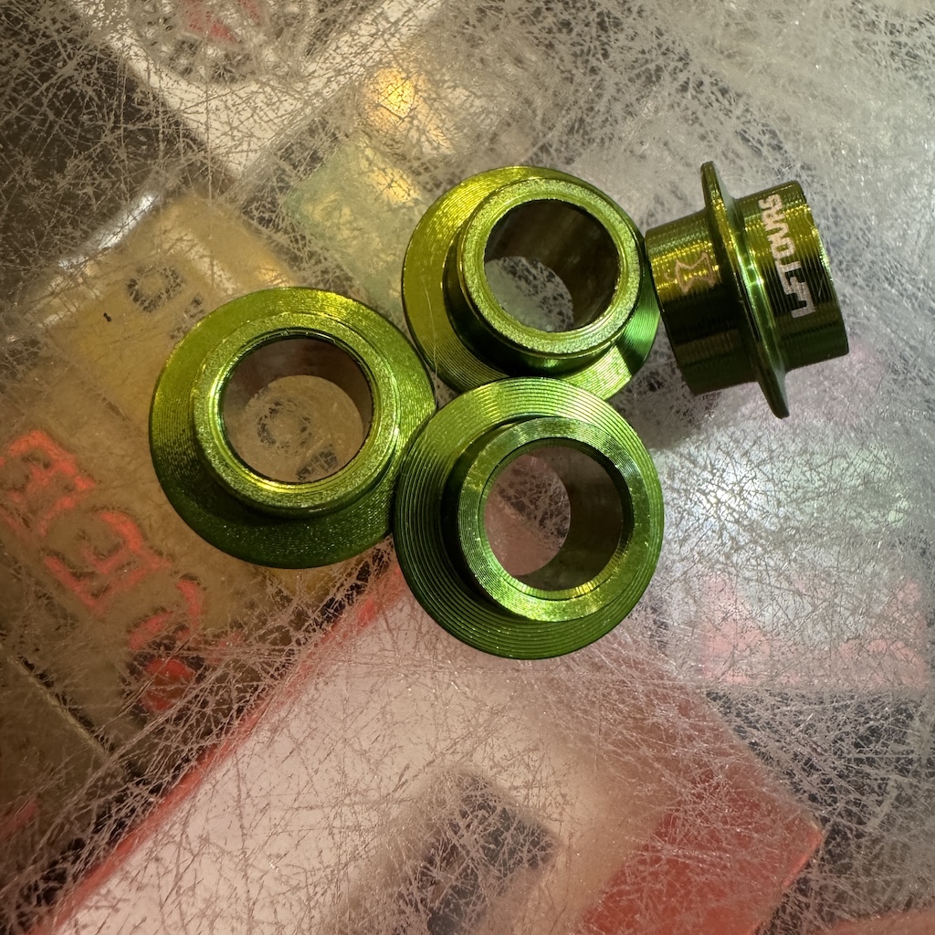 LFTOVRS - Orange 60mm/92a Tuppercore Aggressive Inline Skate Wheels
