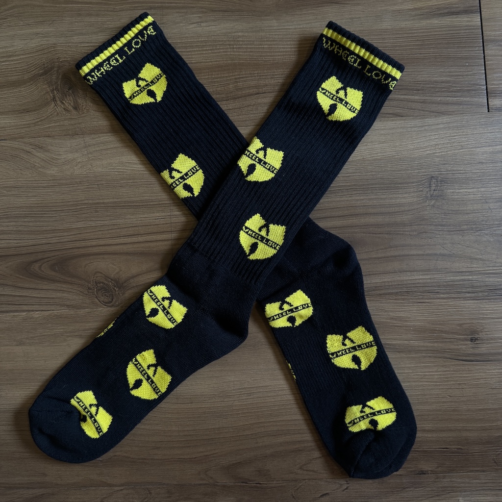 WHEEL LOVE - Wu Polka Black Socks 