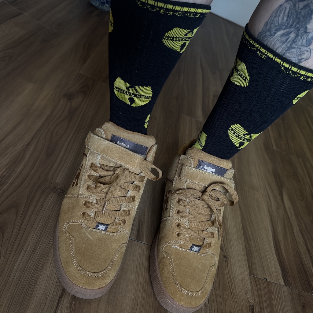 WHEEL LOVE - Wu Polka Black Socks 