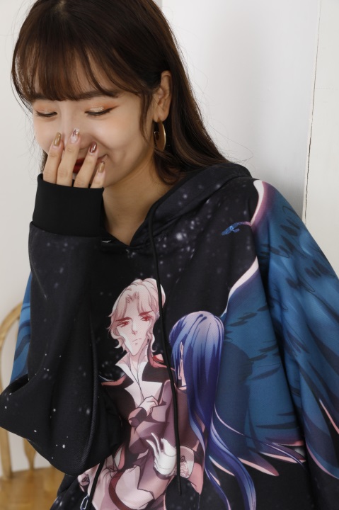 月抱佳人（衛衣）