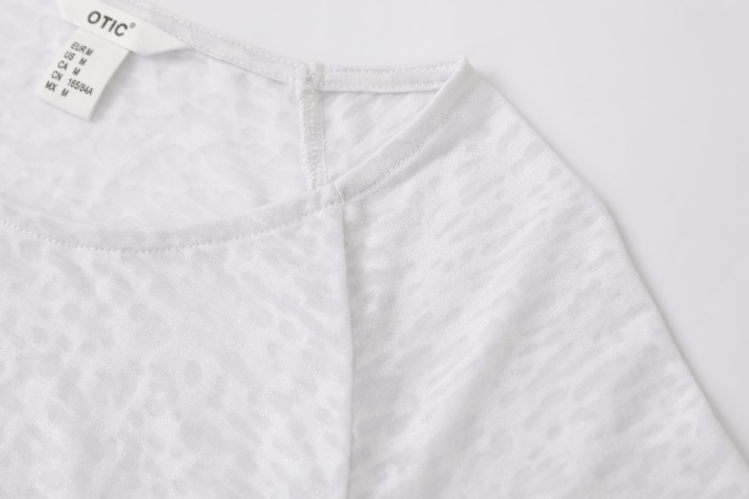 Simple White Short-Sleeve T-Shirt
