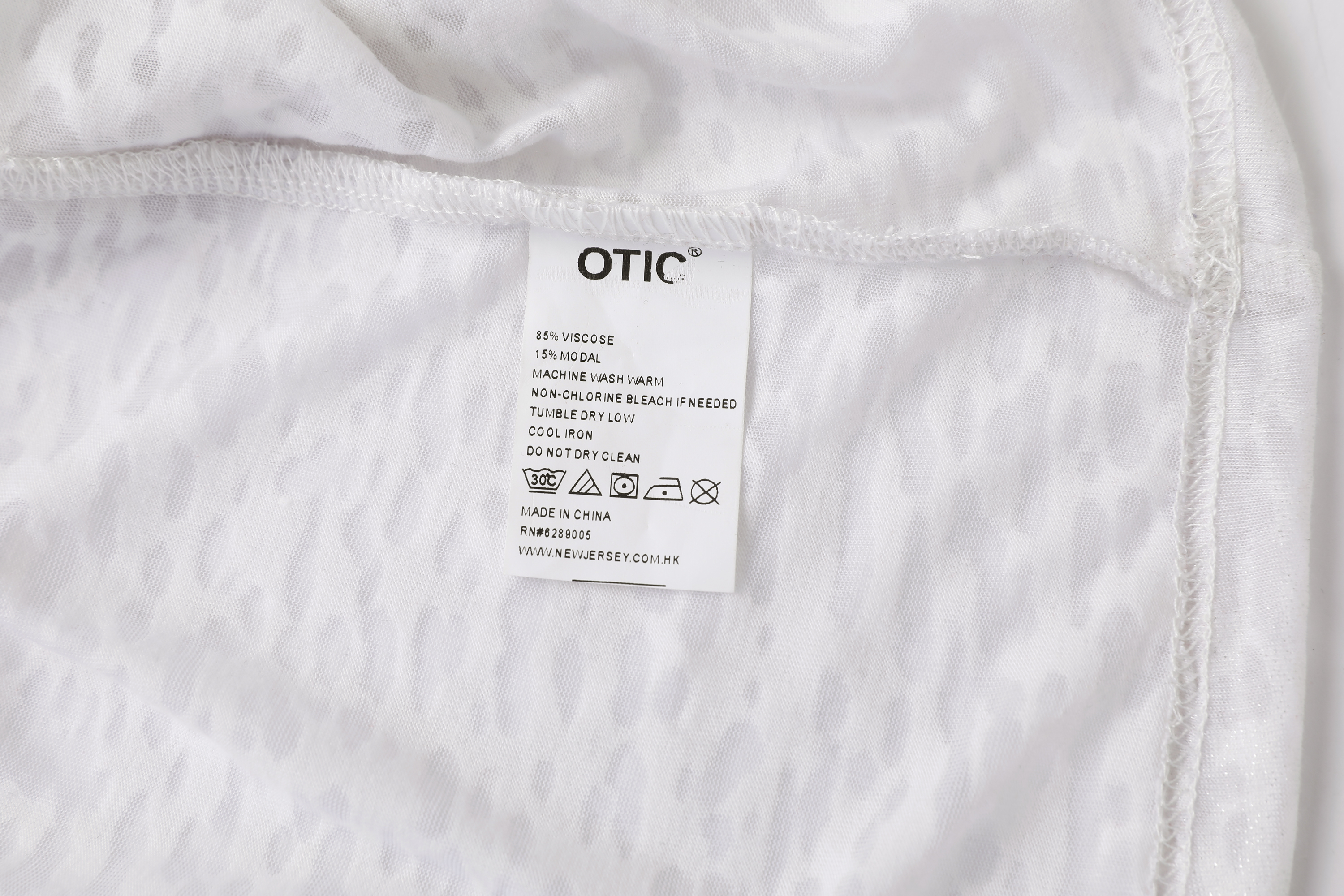 Simple White Short-Sleeve T-Shirt