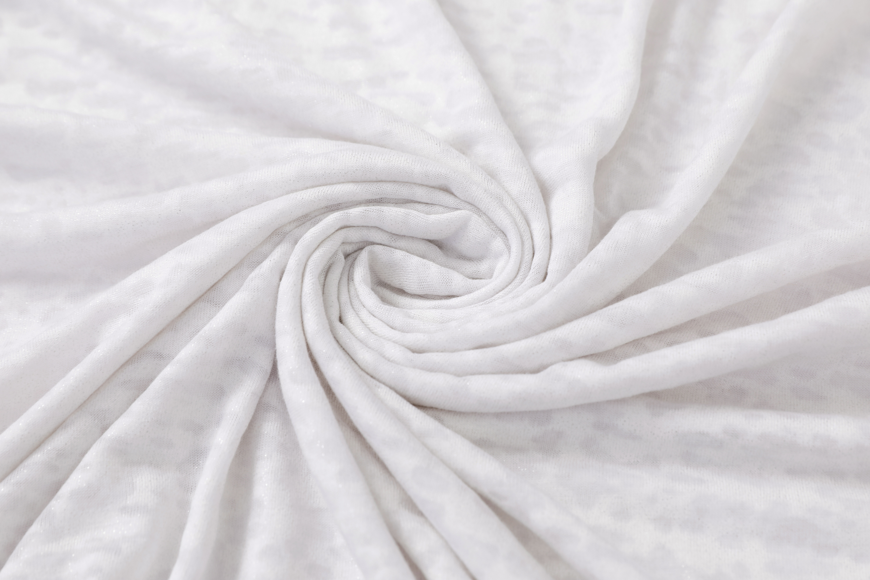 Simple White Short-Sleeve T-Shirt