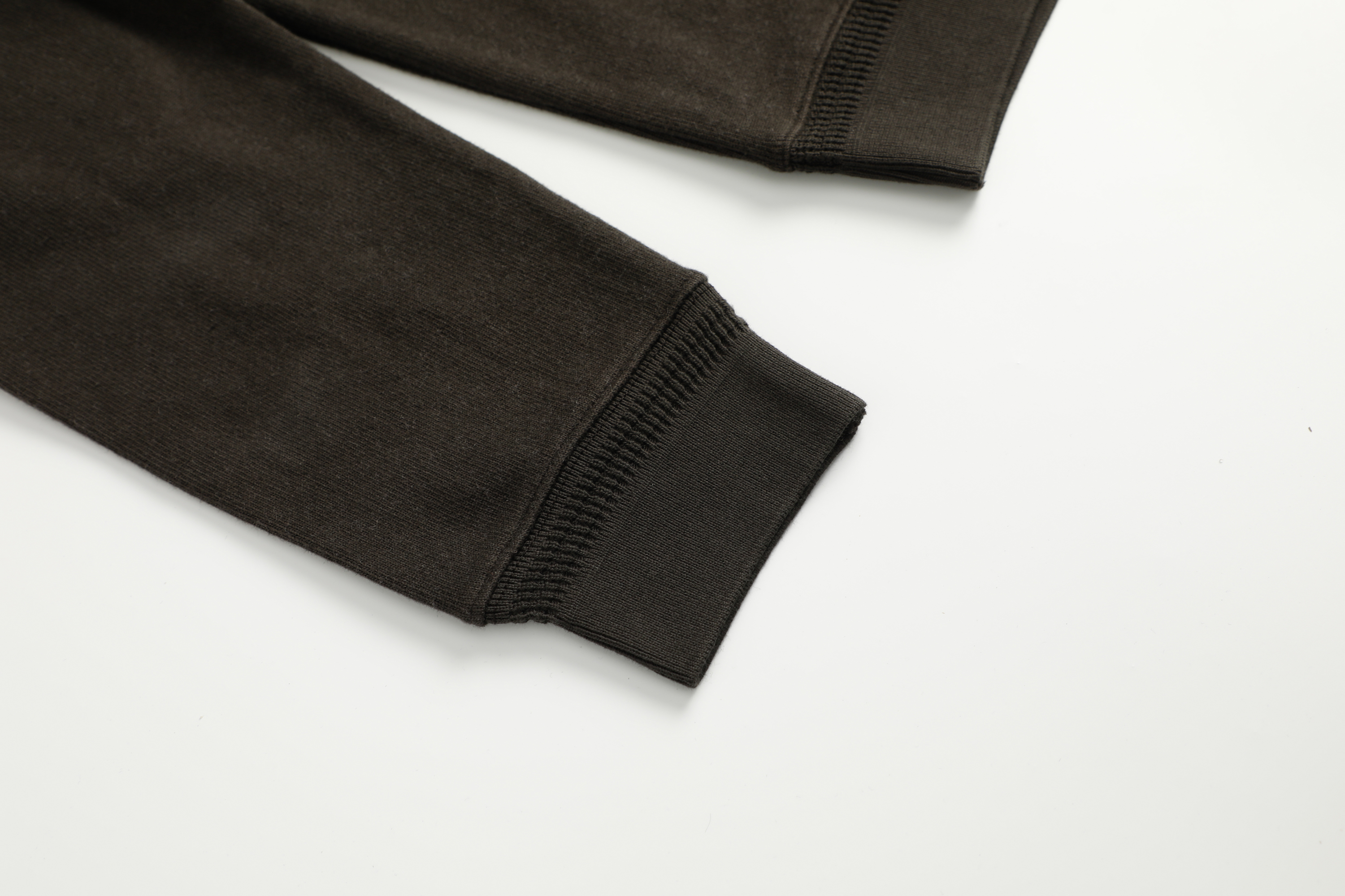 Men's Round Neck Long Sleeved T-Shirt