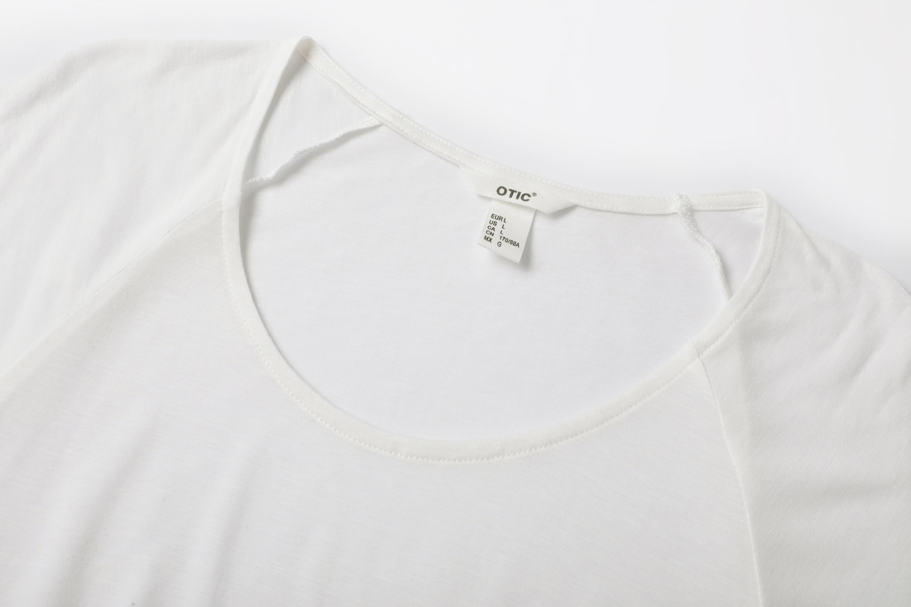 Ladies' short shoulder sleeve T-shirt