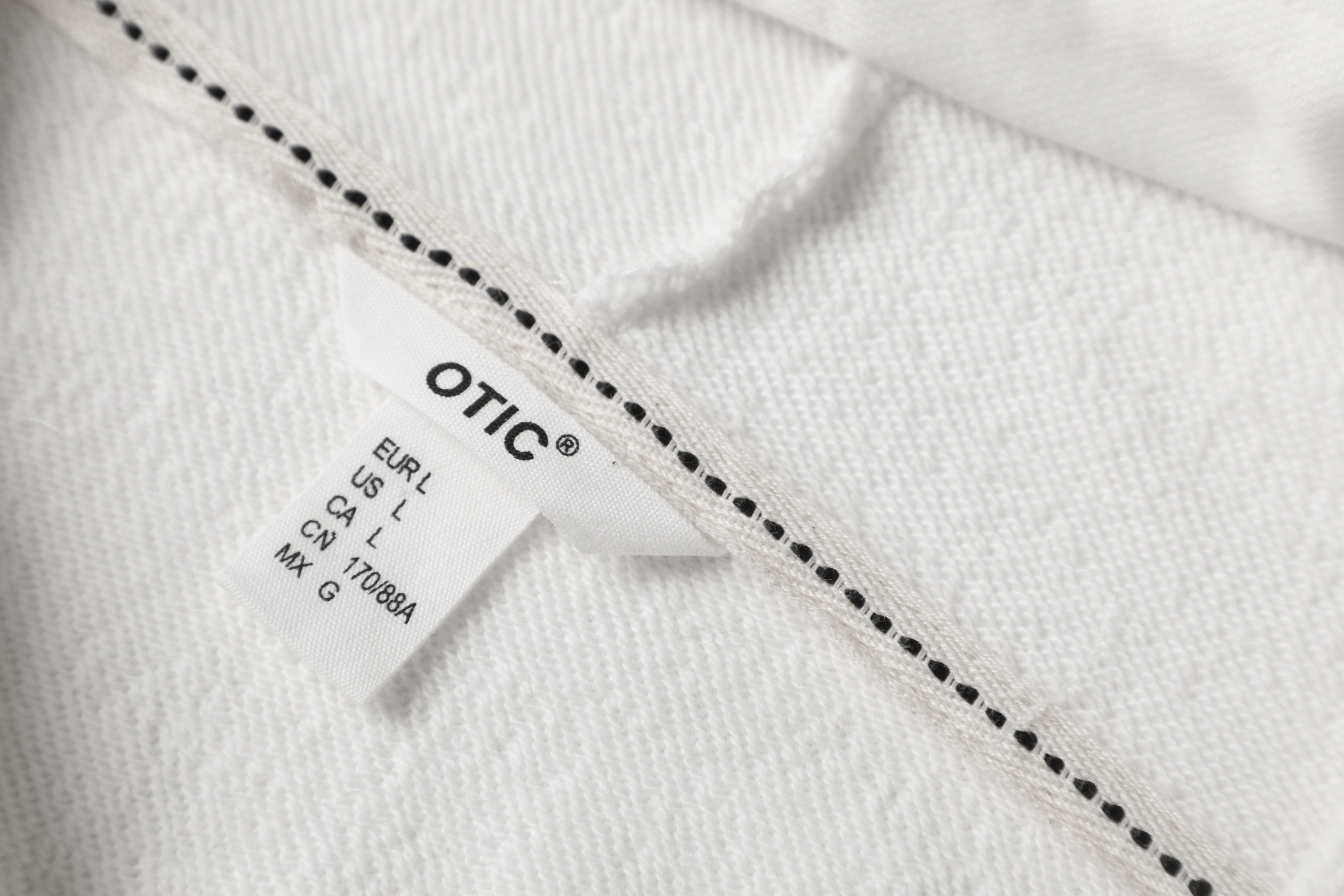 Men's hooded sweatshirt