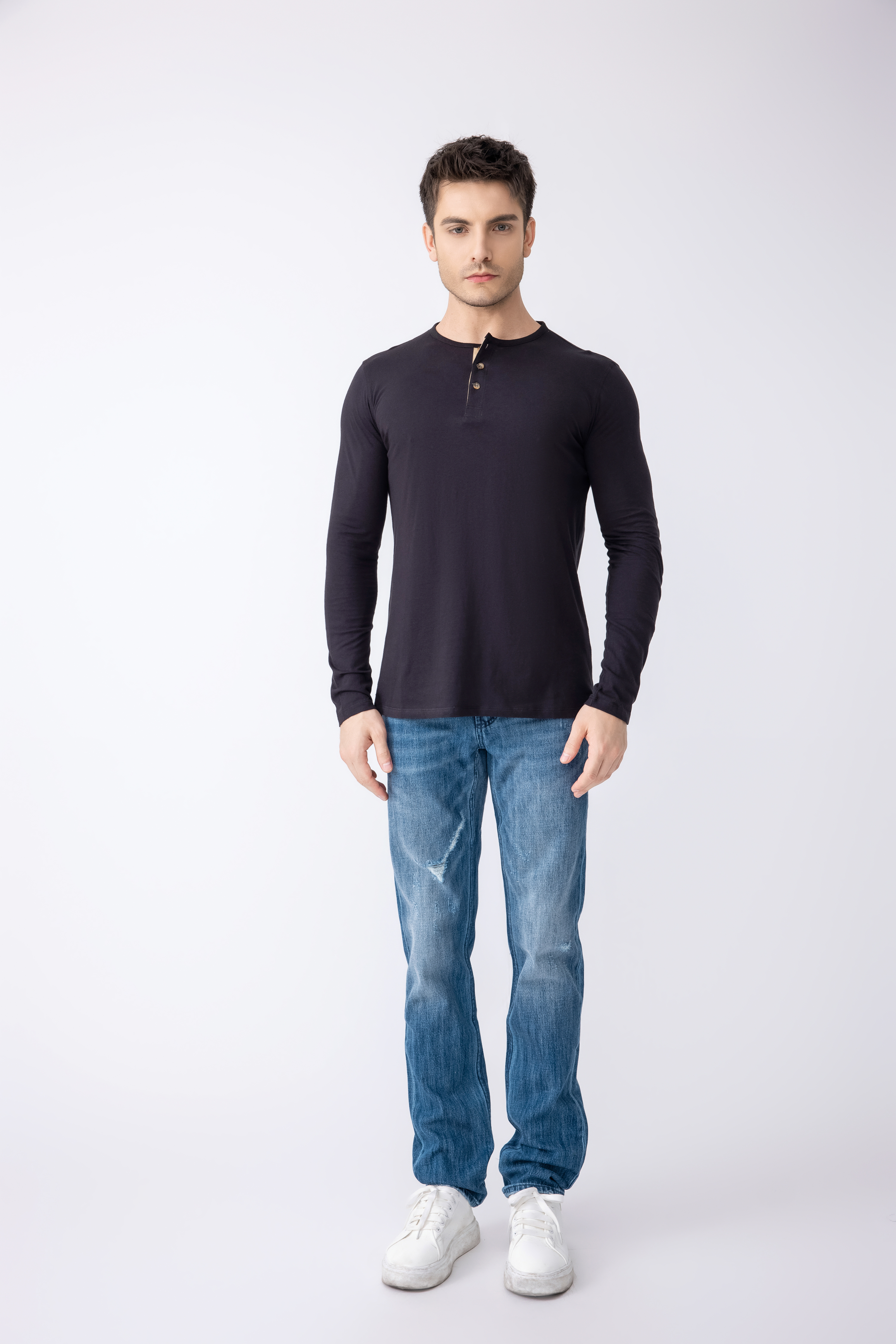Men's Long Sleeved Clothing