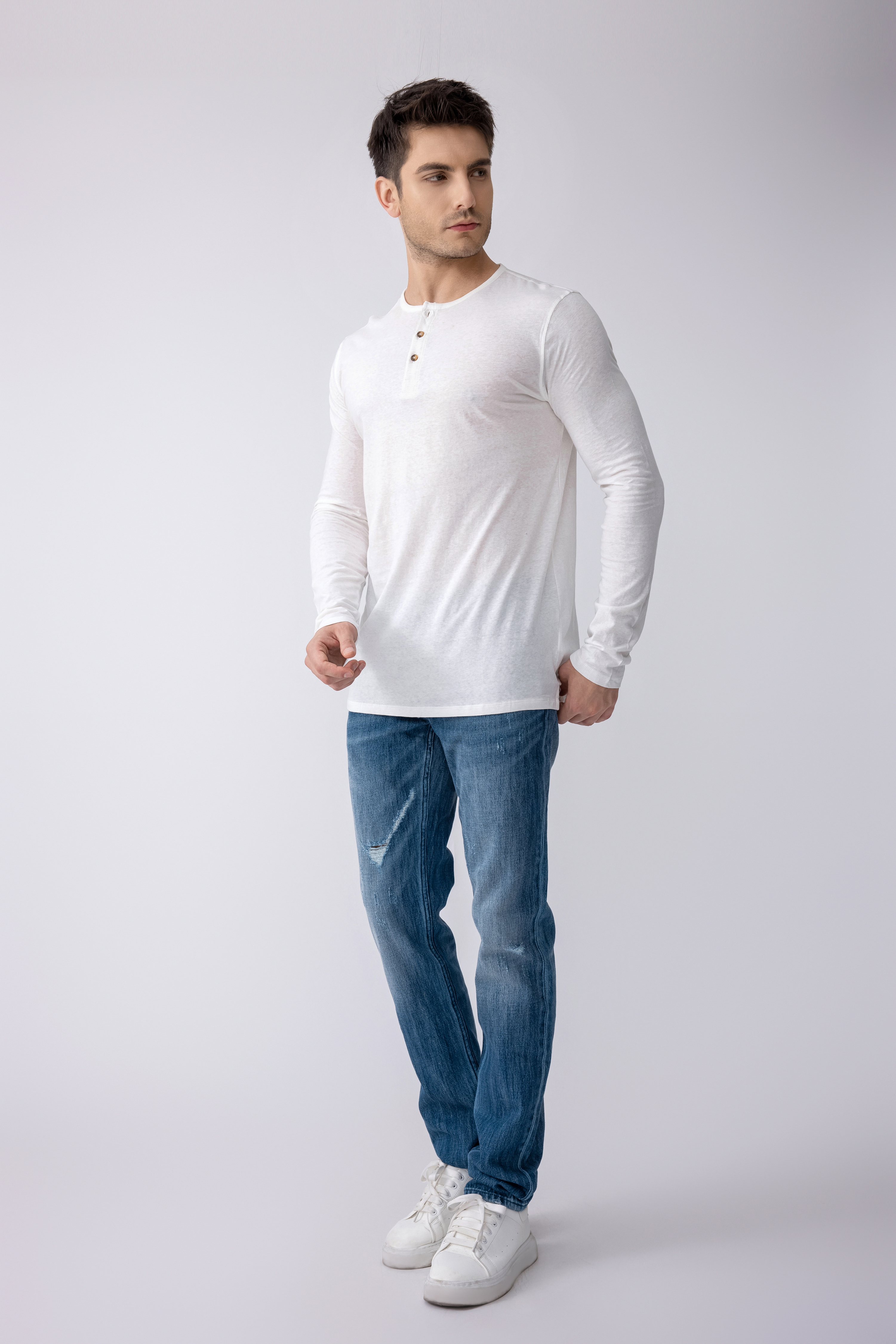 Men's Long Sleeved Clothing