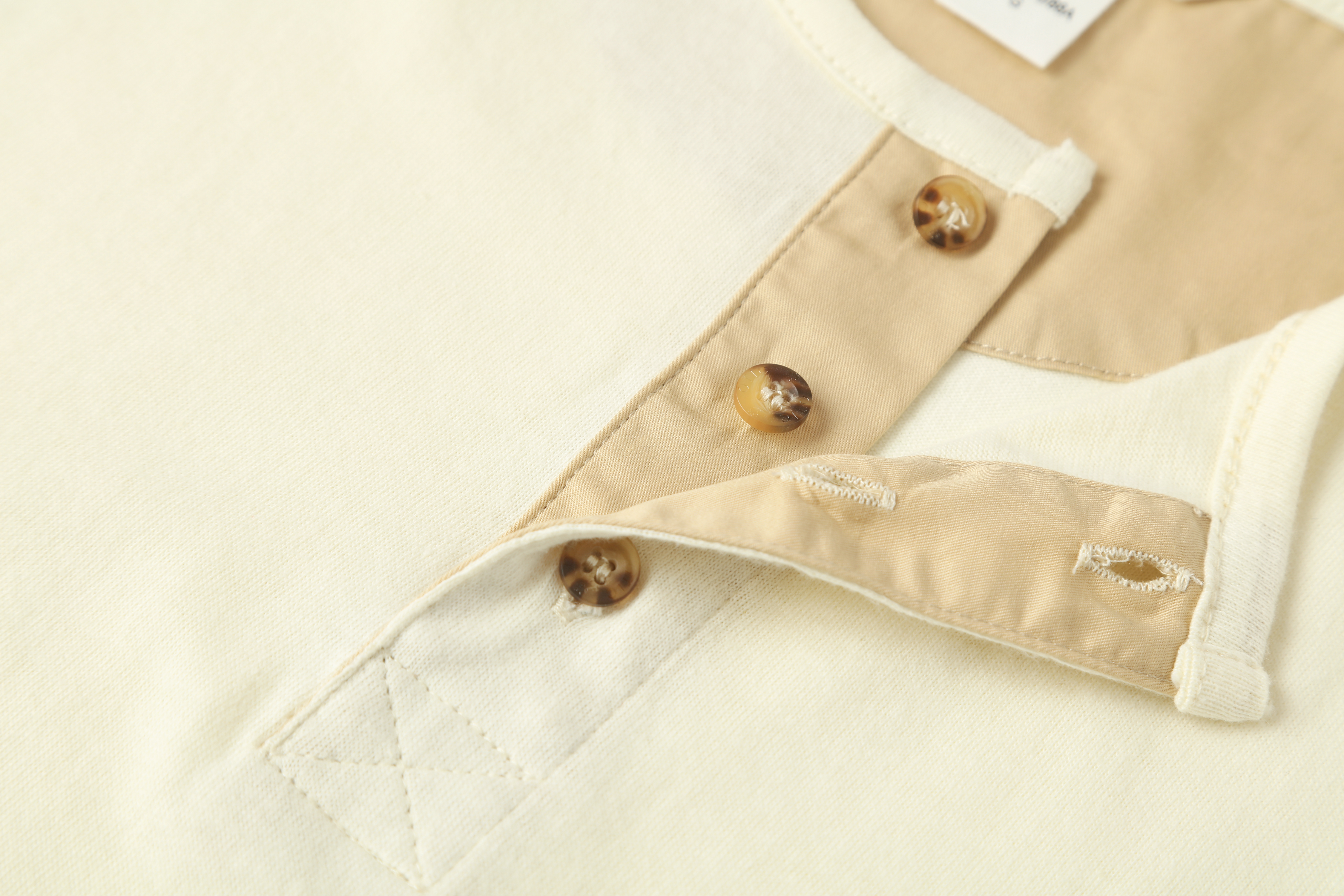 Men's open cut short sleeves