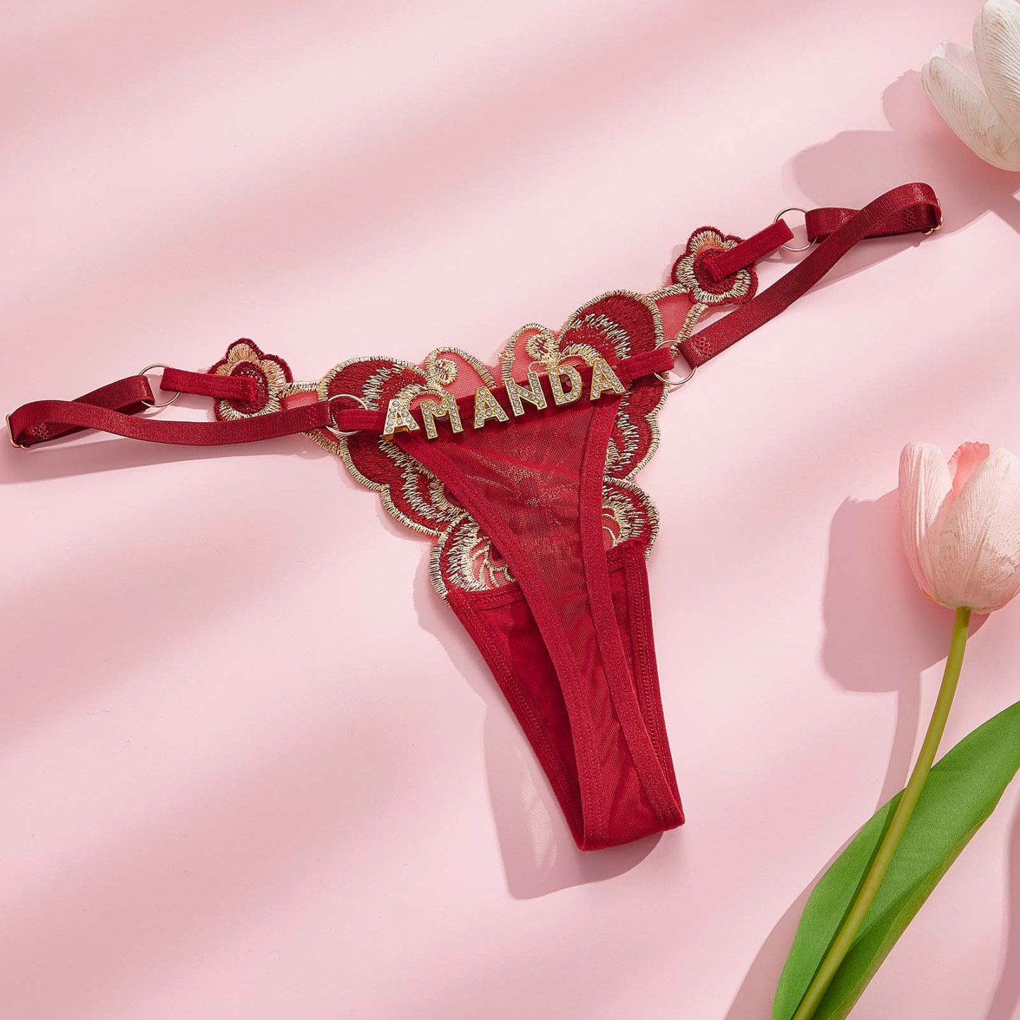 カスタム蝶をテーマにした官能的な Tバック ラインストーン アルファベット パンティー - 