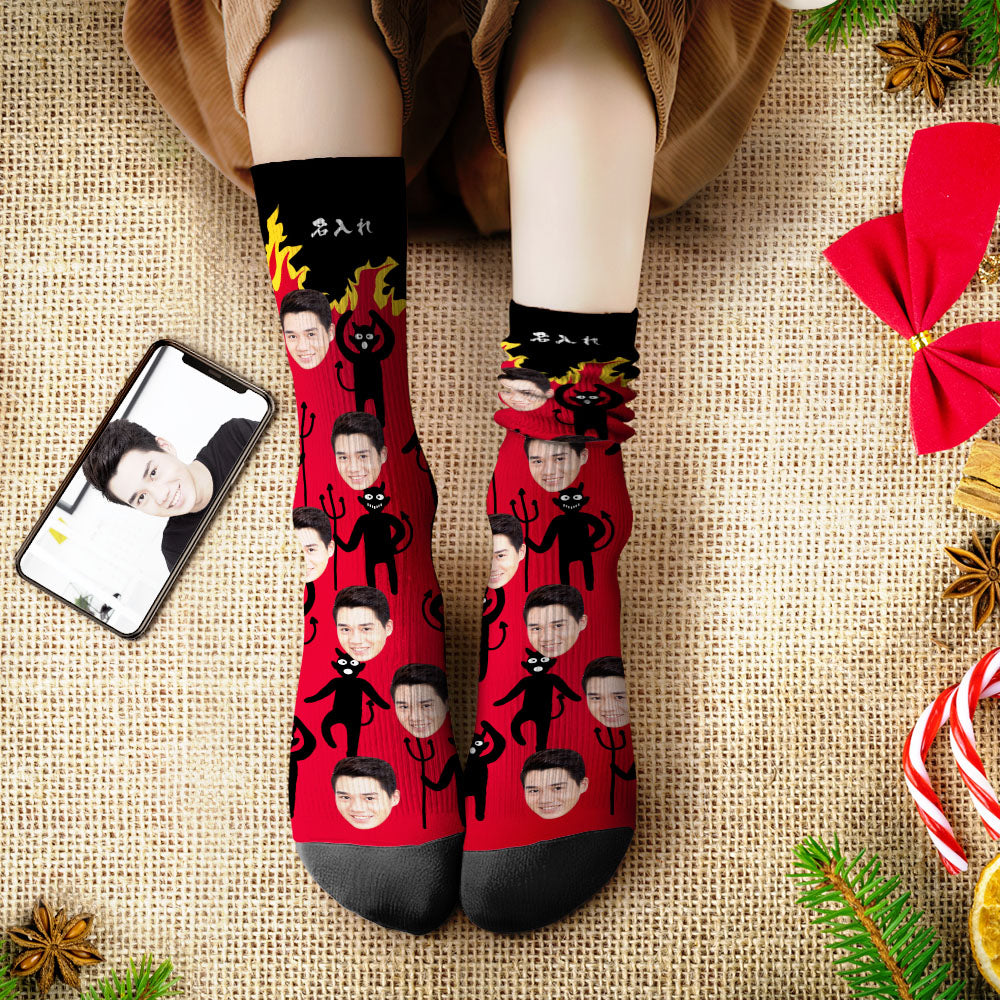 カスタムフェイスソックス-写真入れ名入れ可能な面白い宇宙飛行士とロケット柄のオリジナル靴下プレゼント