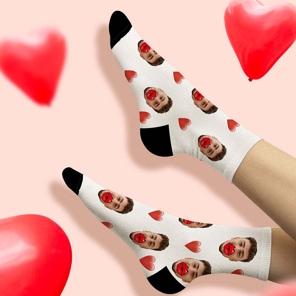 カスタムフェイスソックス-写真入れ可能な赤い唇とハート柄の面しろ靴下バレンタインデーギフト